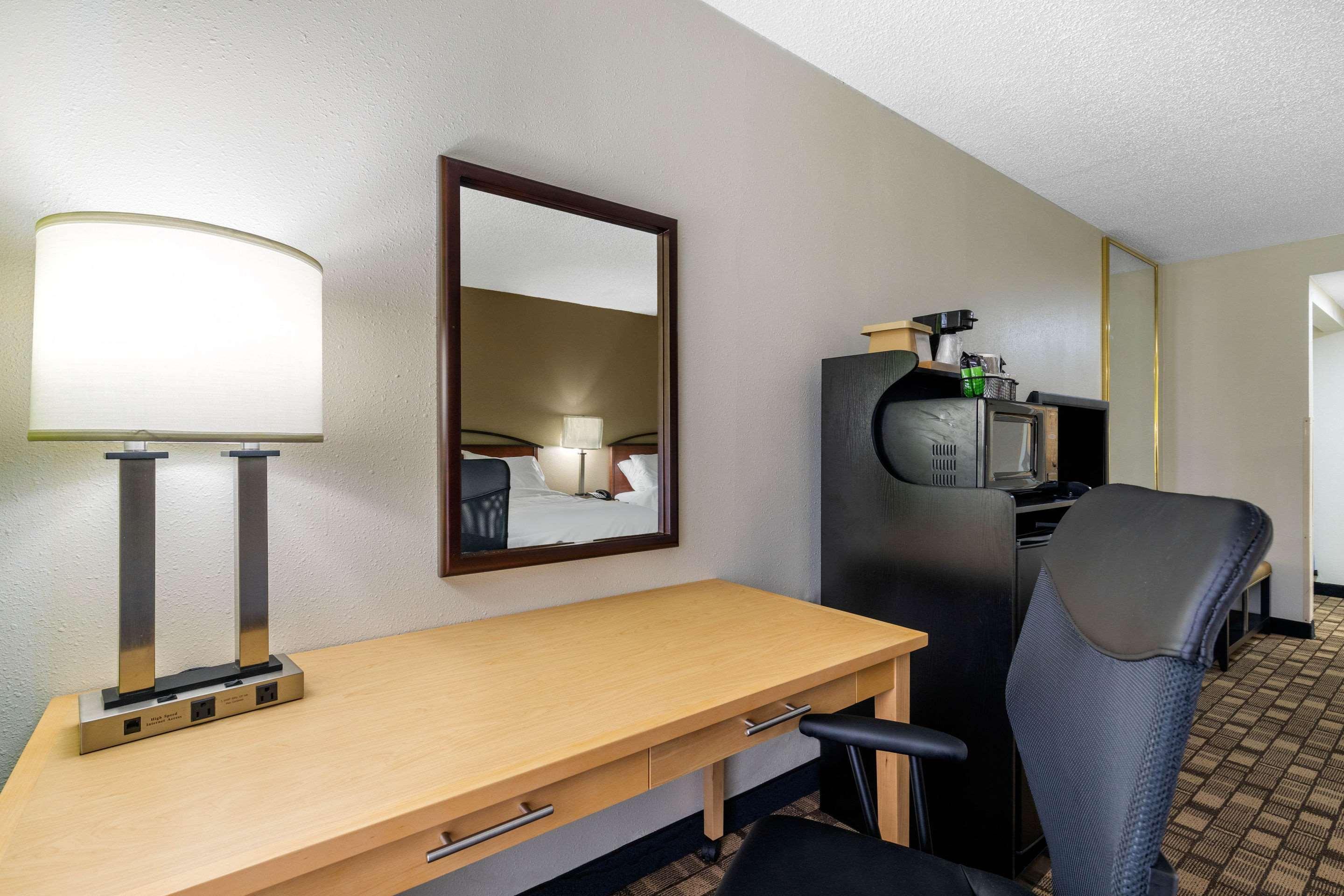Quality Inn Tyler - Lindale Extérieur photo